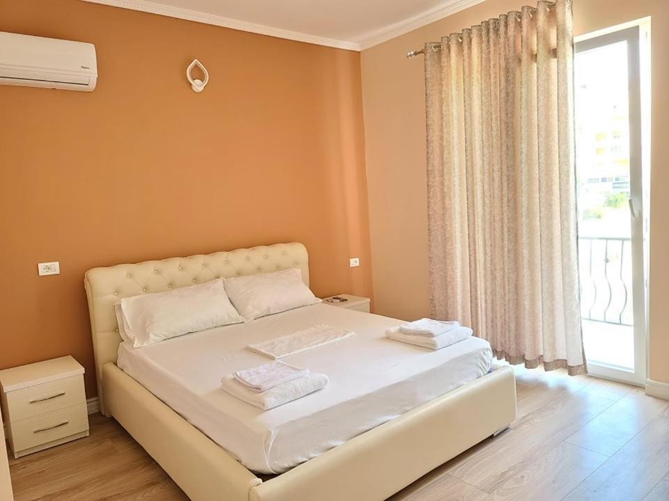 Hotel Fama Durrës Zewnętrze zdjęcie