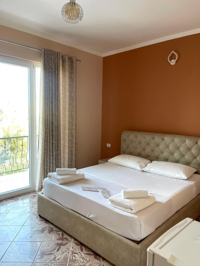 Hotel Fama Durrës Zewnętrze zdjęcie